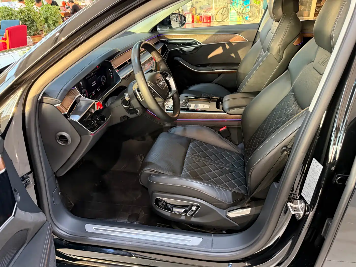 Audi A8 2023 A8L 50 TFSI quattro Premium фото 5