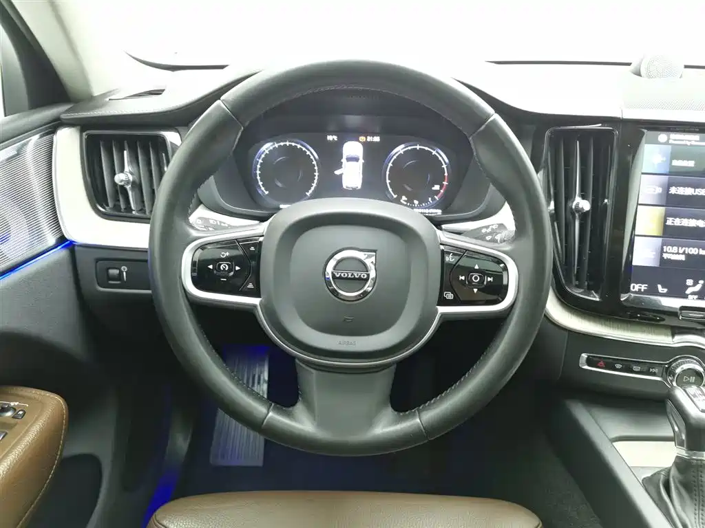 Volvo XC60 2020 T5 AWD Inscription Luxury Edition фото 11