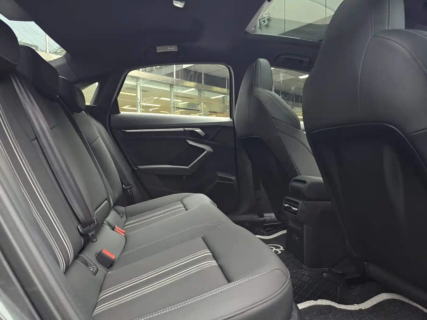 Audi A3 2024 Model A3L Limousine 35 TFSI Fashion Sport фото 13