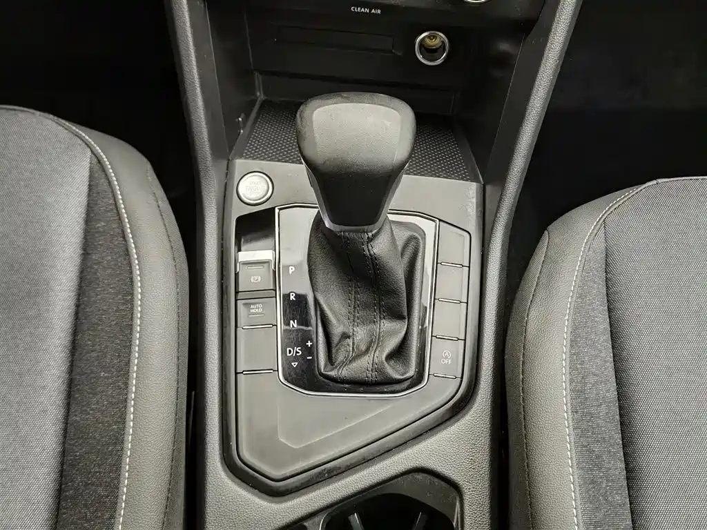 Volkswagen Tiguan L 2023 330TSI Auto 2WD Comfort Edition фото 13