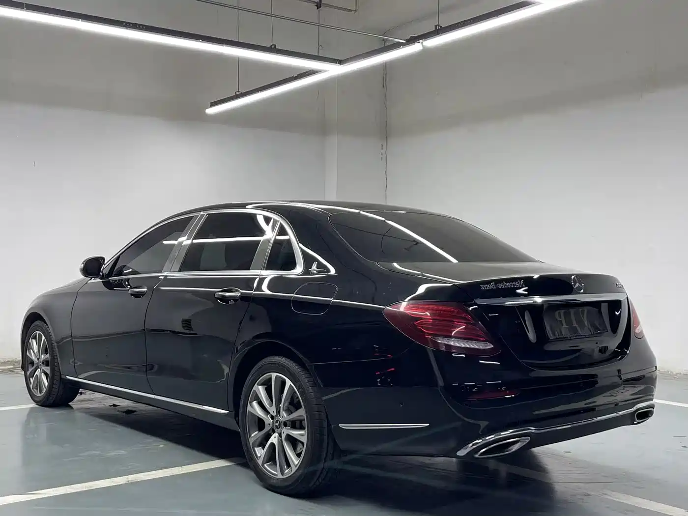 Mercedes-Benz E-Class 2019 E 200 L фото 6