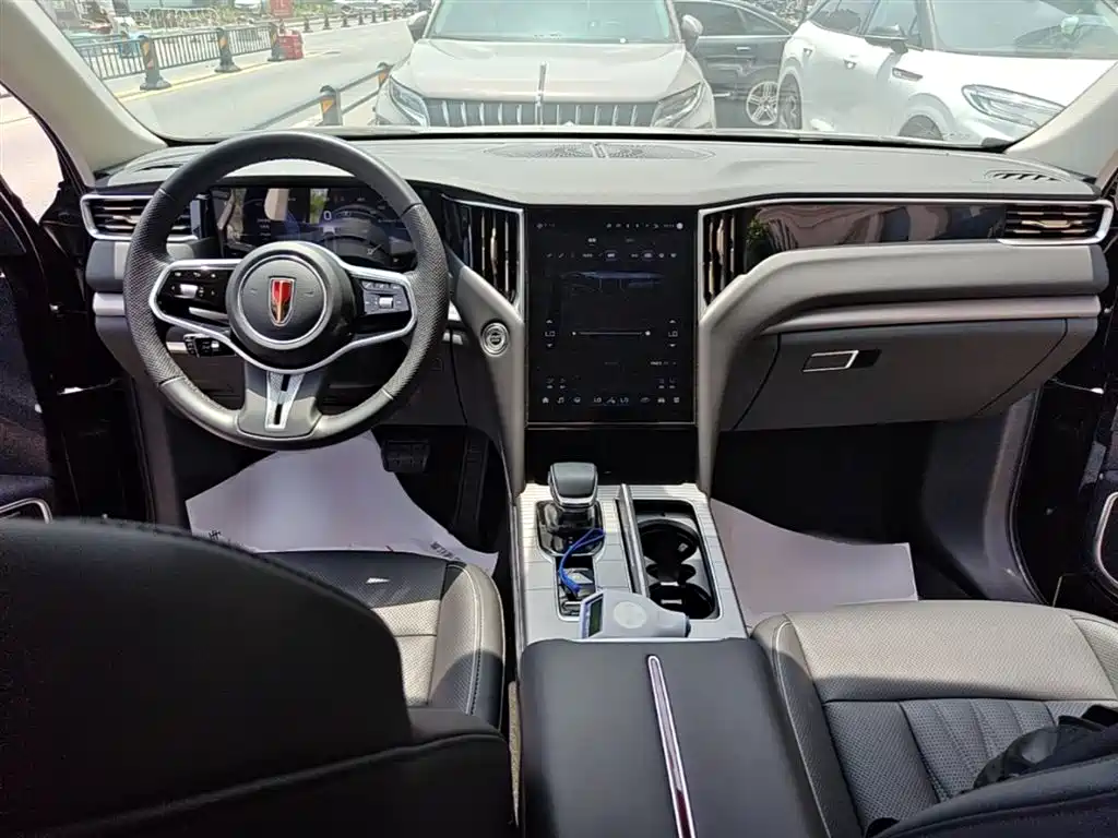 Hongqi HS7 PHEV 2024 2.0T PHEV 4WD Flagship Edition 6-seater фото 10