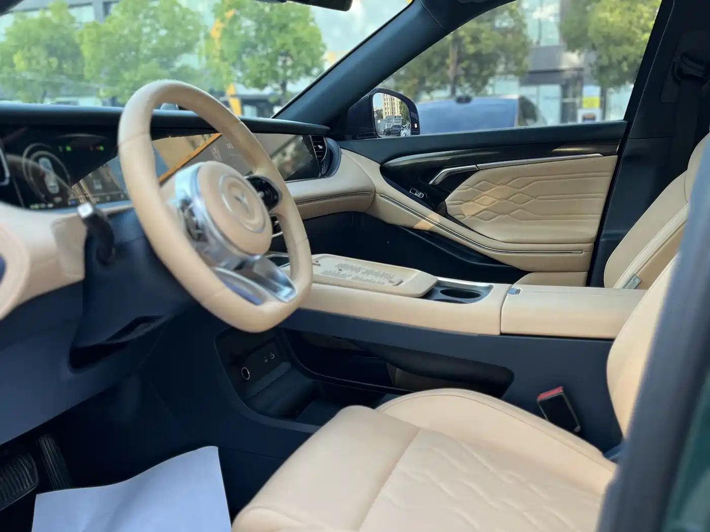 Voyah Auto VOYAH FREE 2024 Ultra Long Range Intelligent Driving Edition фото 12