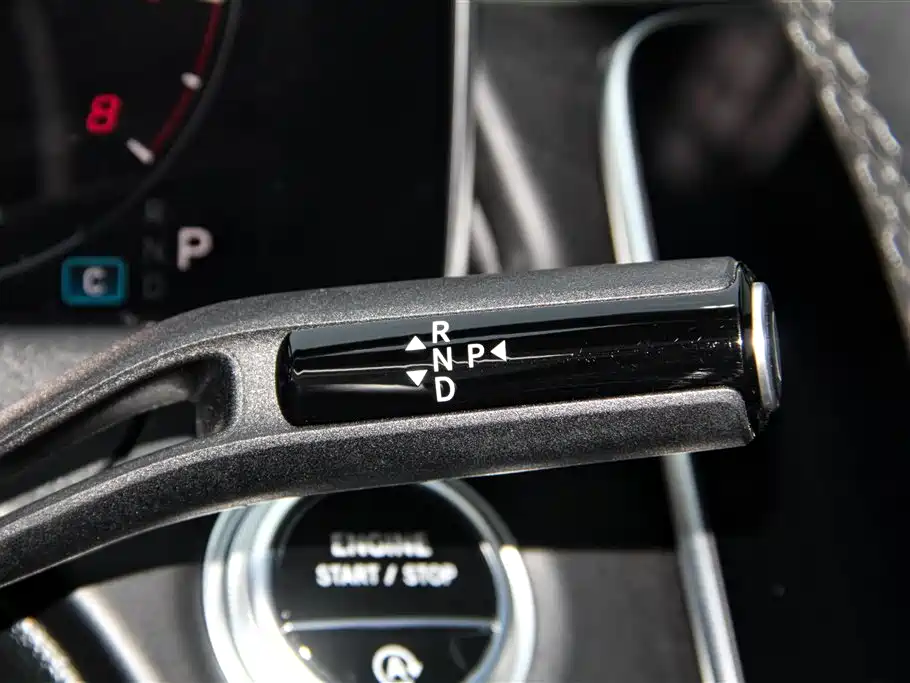 Mercedes-Benz E-Class 2024 E 300 L Fashion фото 21