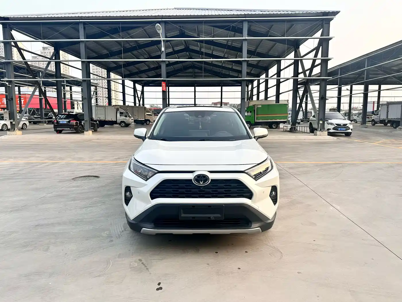 Toyota RAV4 Rongfang 2020 2.0L CVT 2WD Fashion PLUS фото 2