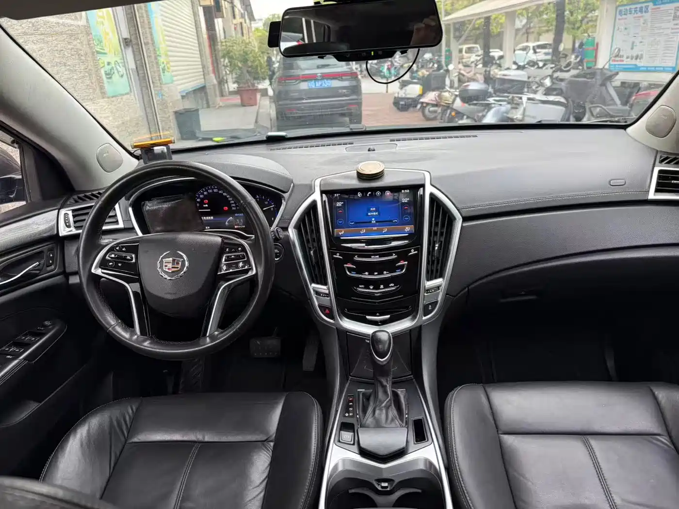 Cadillac SRX 2015 3.0L Comfort фото 5