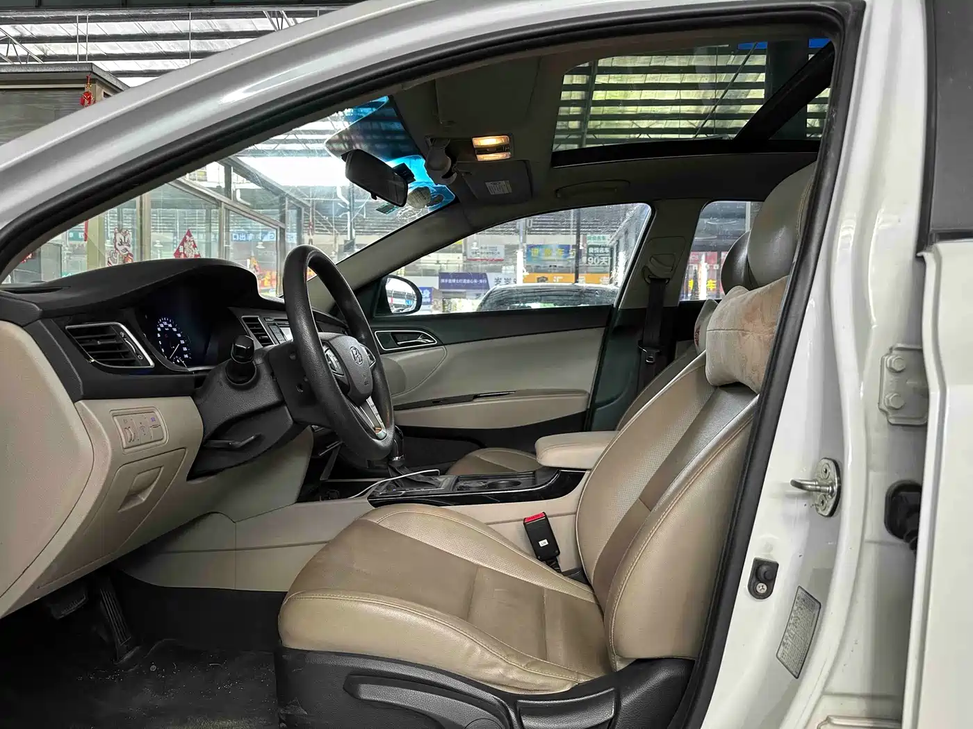 Hyundai Mistra 2014 1.8L Auto Smart GLS фото 4
