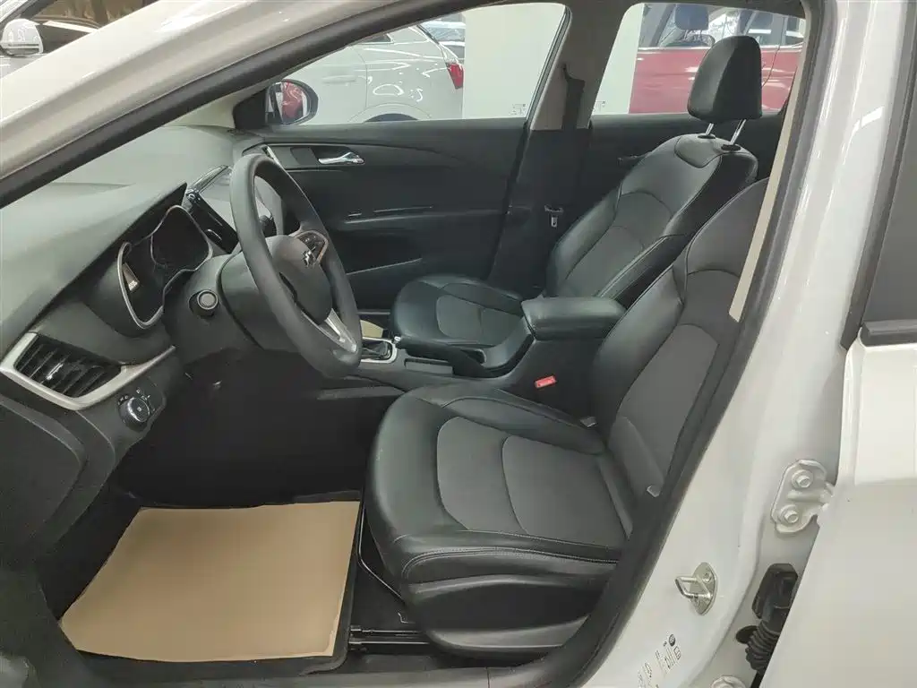 Chevrolet Cavalier 2019 320 Automatic Joy Edition фото 15