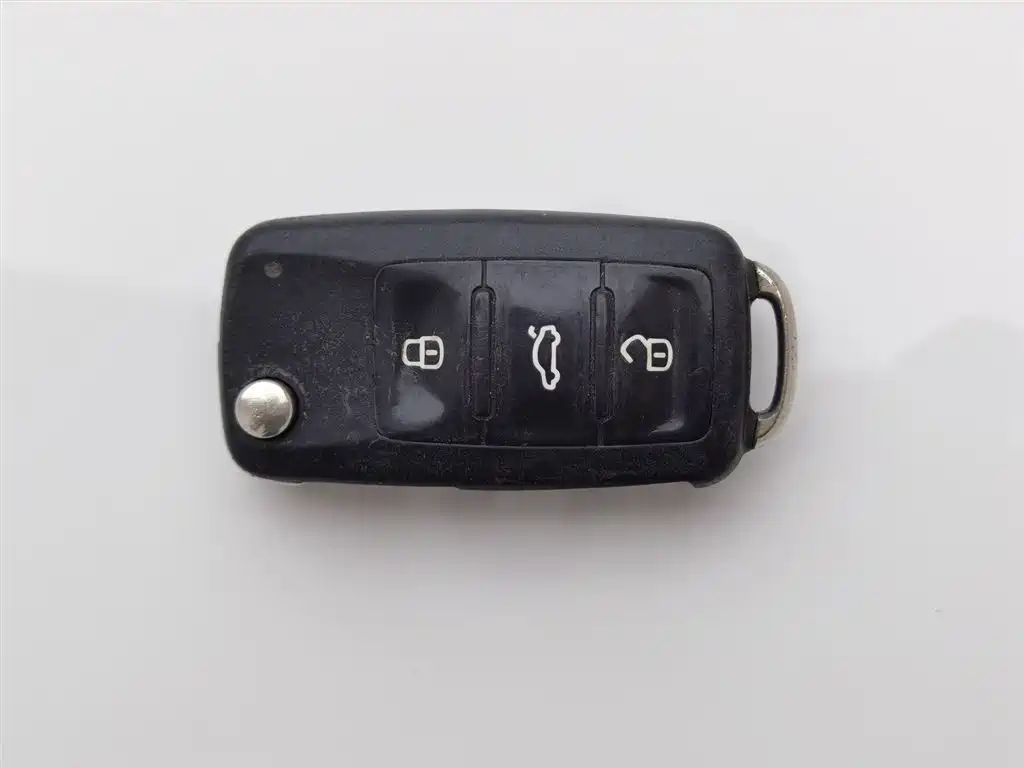 Volkswagen Polo 2013 1.4L Manual Trend Edition фото 19