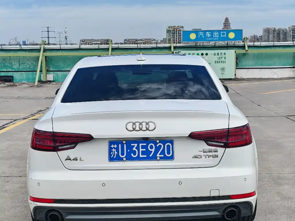 Audi A4L 2018 30th Anniversary 40 TFSI Fashion фото 5