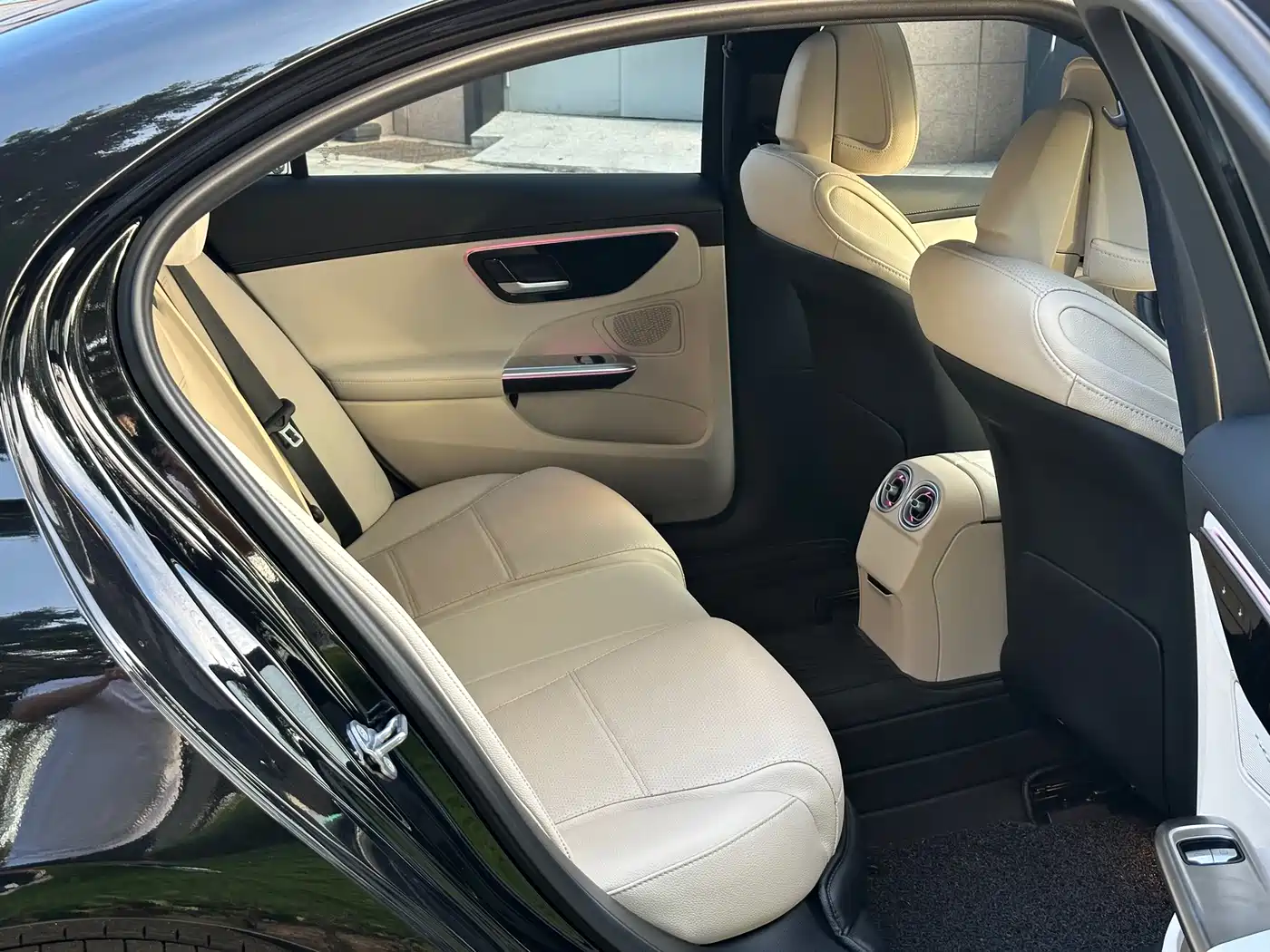 Mercedes-Benz C-Class 2022 C 260 L фото 7