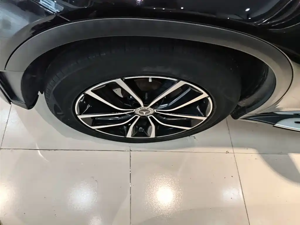 Mercedes-Benz GLC 2021 GLC 300 L 4MATIC Sporty фото 23