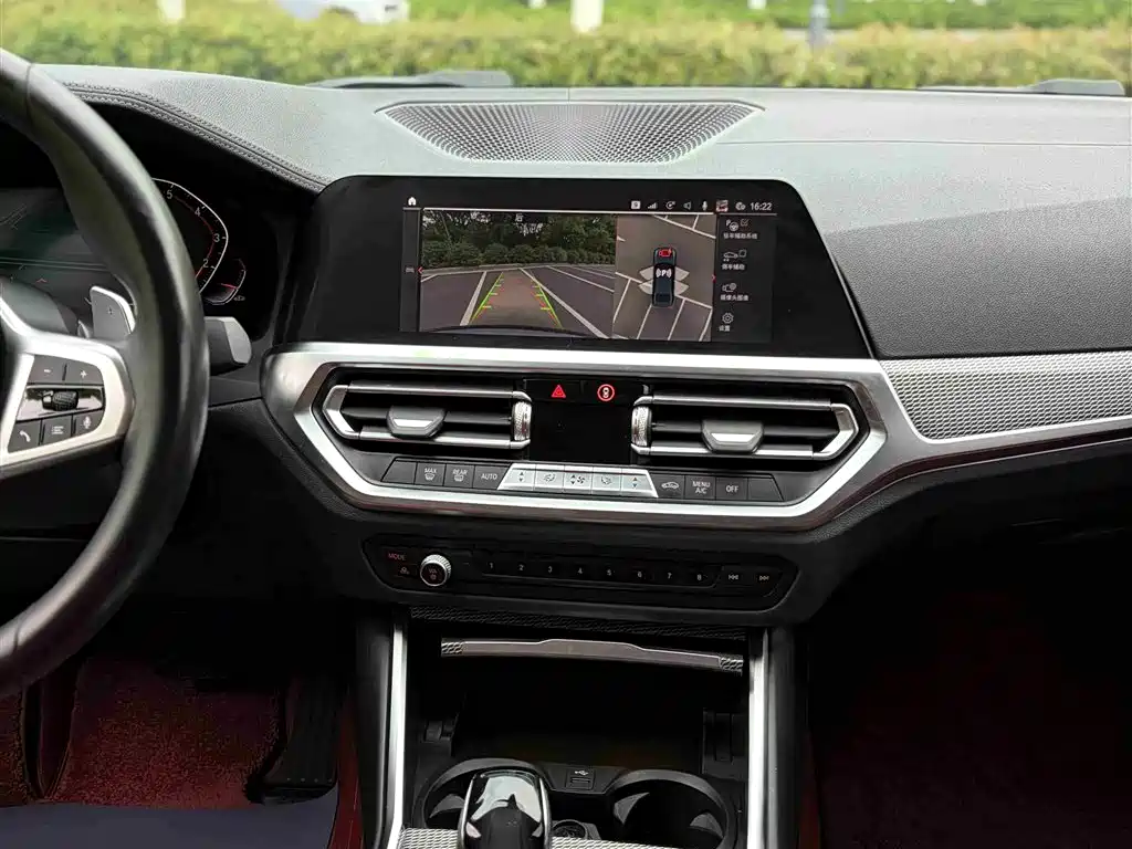 BMW 3 Series 2021 Facelift 325Li M Sport Shadow Edition фото 15
