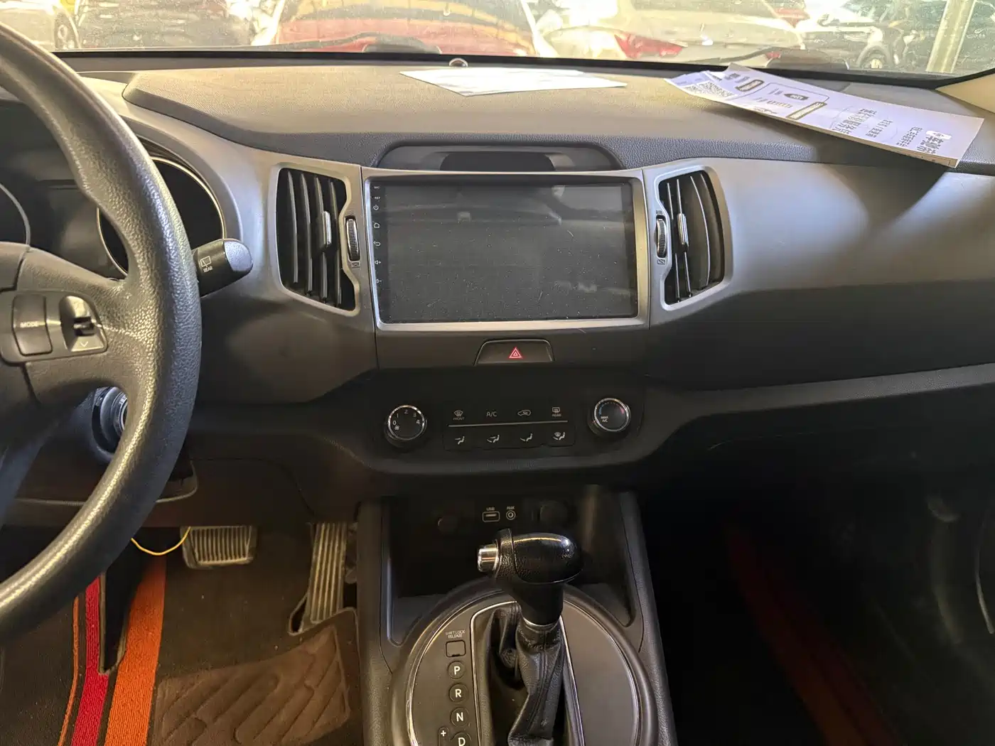 Kia Sportage 2015 2.0L Automatic 2WD GL фото 12