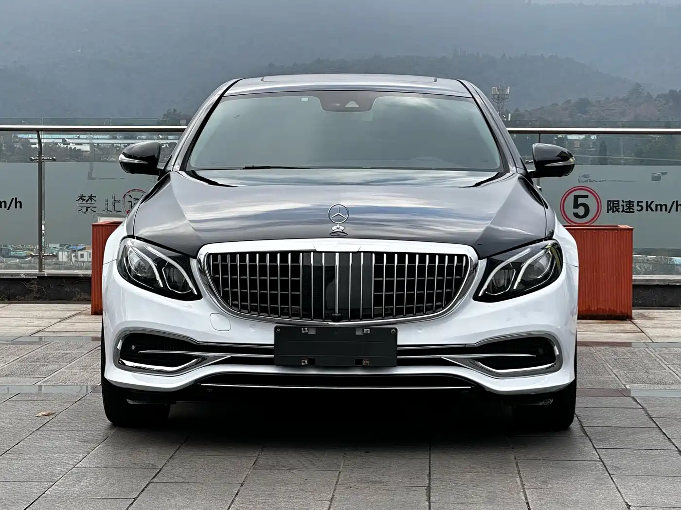 Mercedes-Benz E-Class 2017 E 200 L 4MATIC фото 2