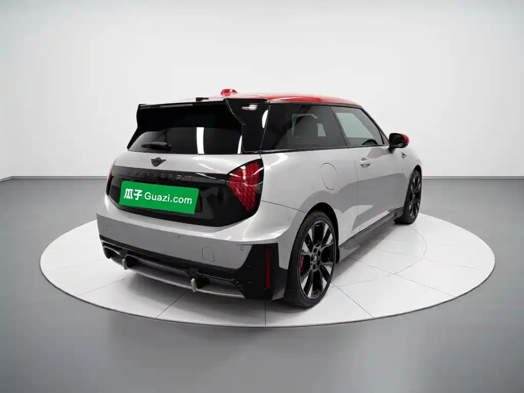 MINI Electric MINI JCW 2026 2026 JOHN COOPER WORKS