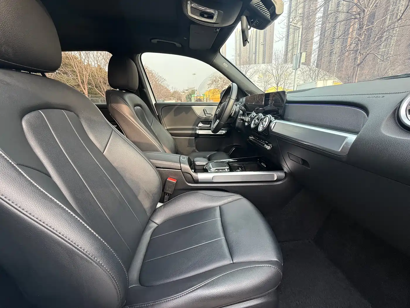 Mercedes-Benz GLB 2023 GLB 200 Dynamic фото 7