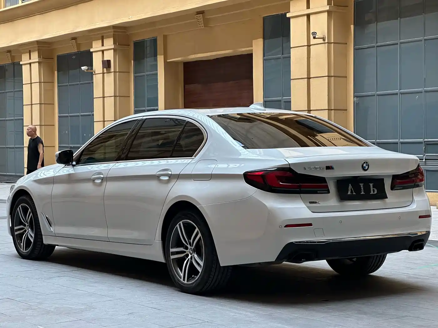 Фото 11 - BMW 5 Series