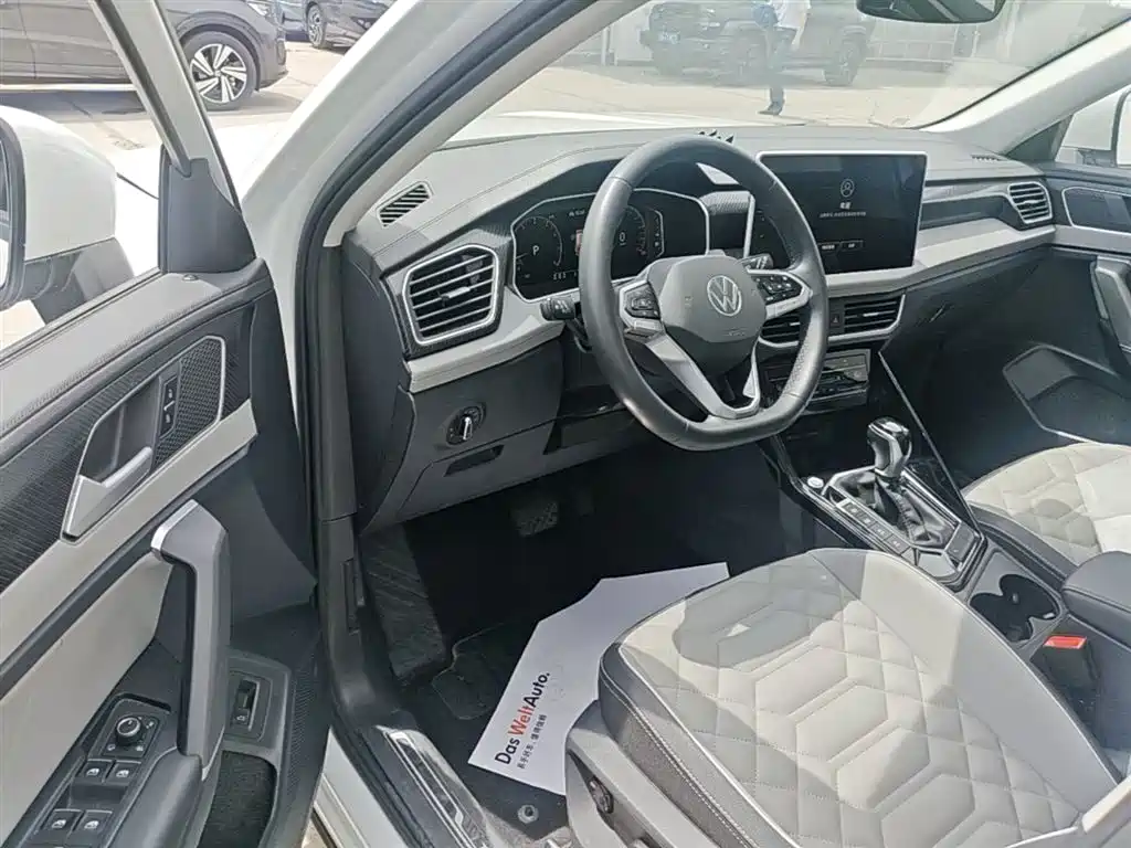Volkswagen Tayron 2023 300TSI 2WD Luxury Plus Advanced Edition фото 23