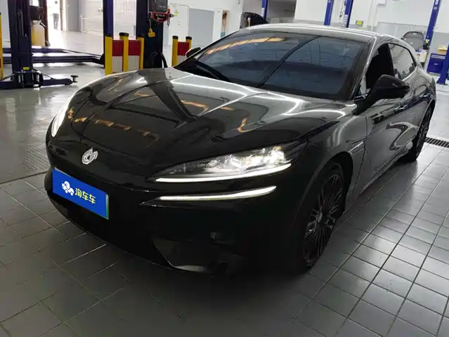 Denza Z9GT 2024 1100 AWD Ultra Edition