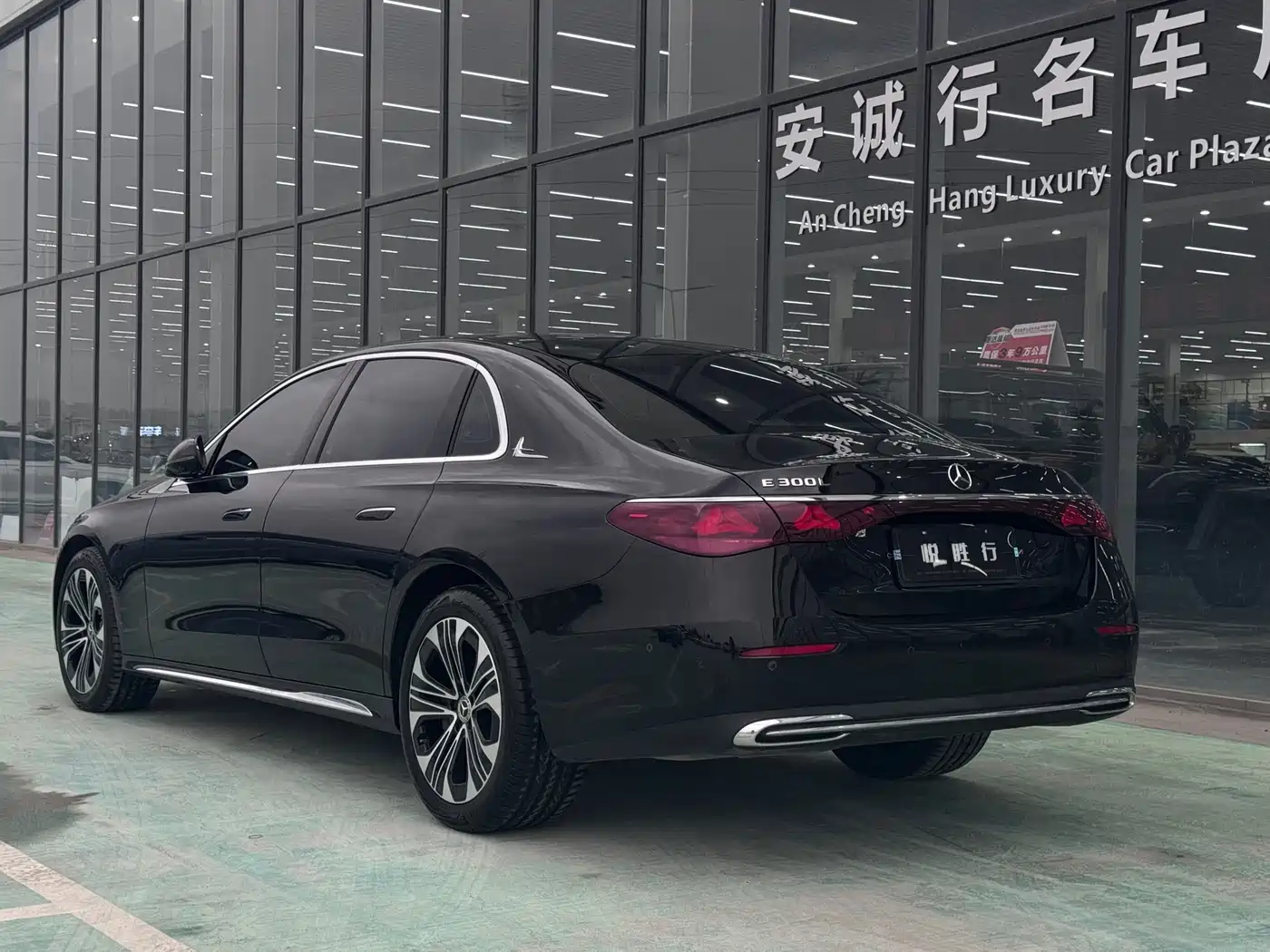 Mercedes-Benz E-Class 2025 Facelift E 300 L Luxury фото 5