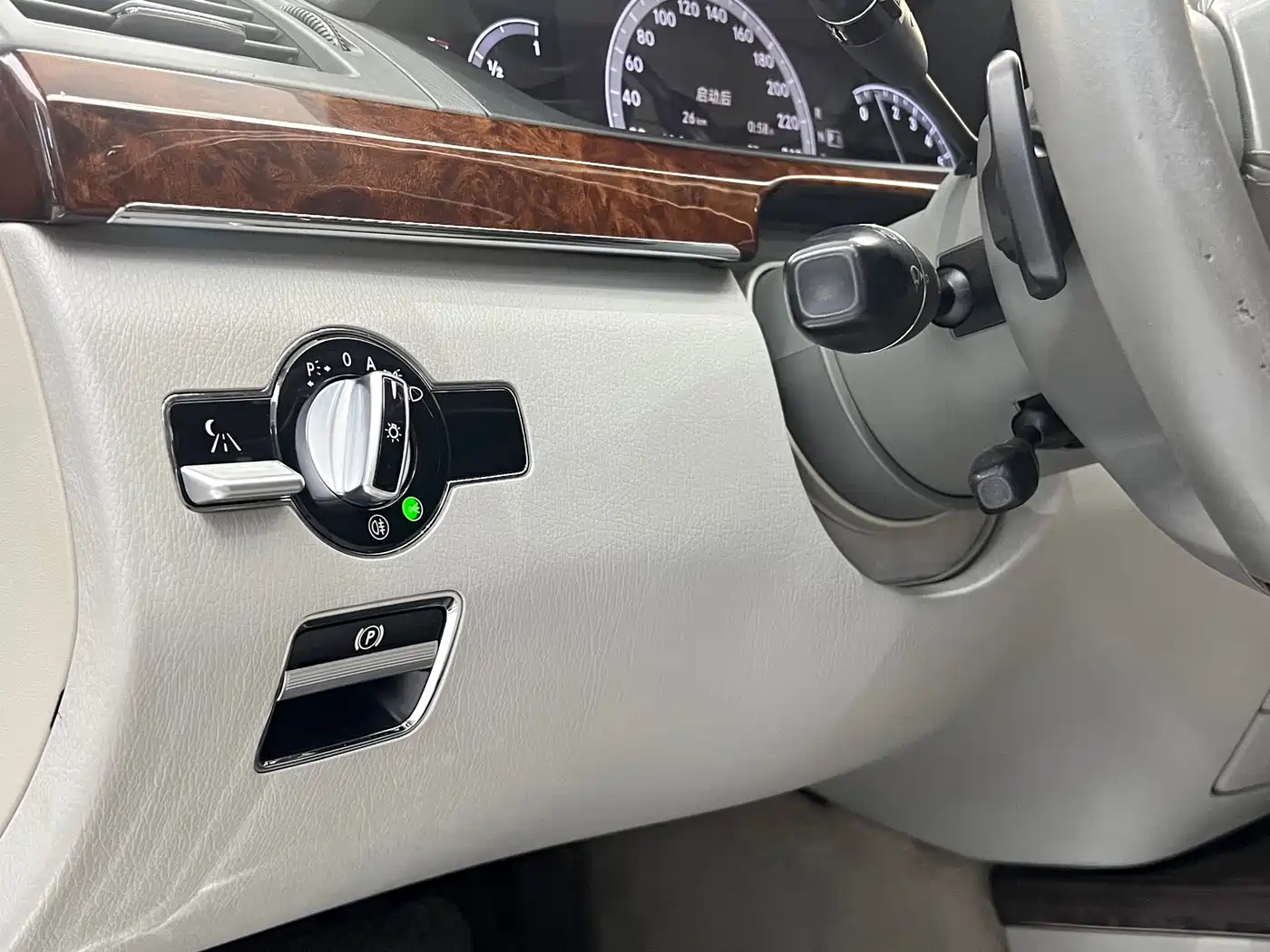 Mercedes-Benz S-Class 2010 Model S 400 L HYBRID фото 21