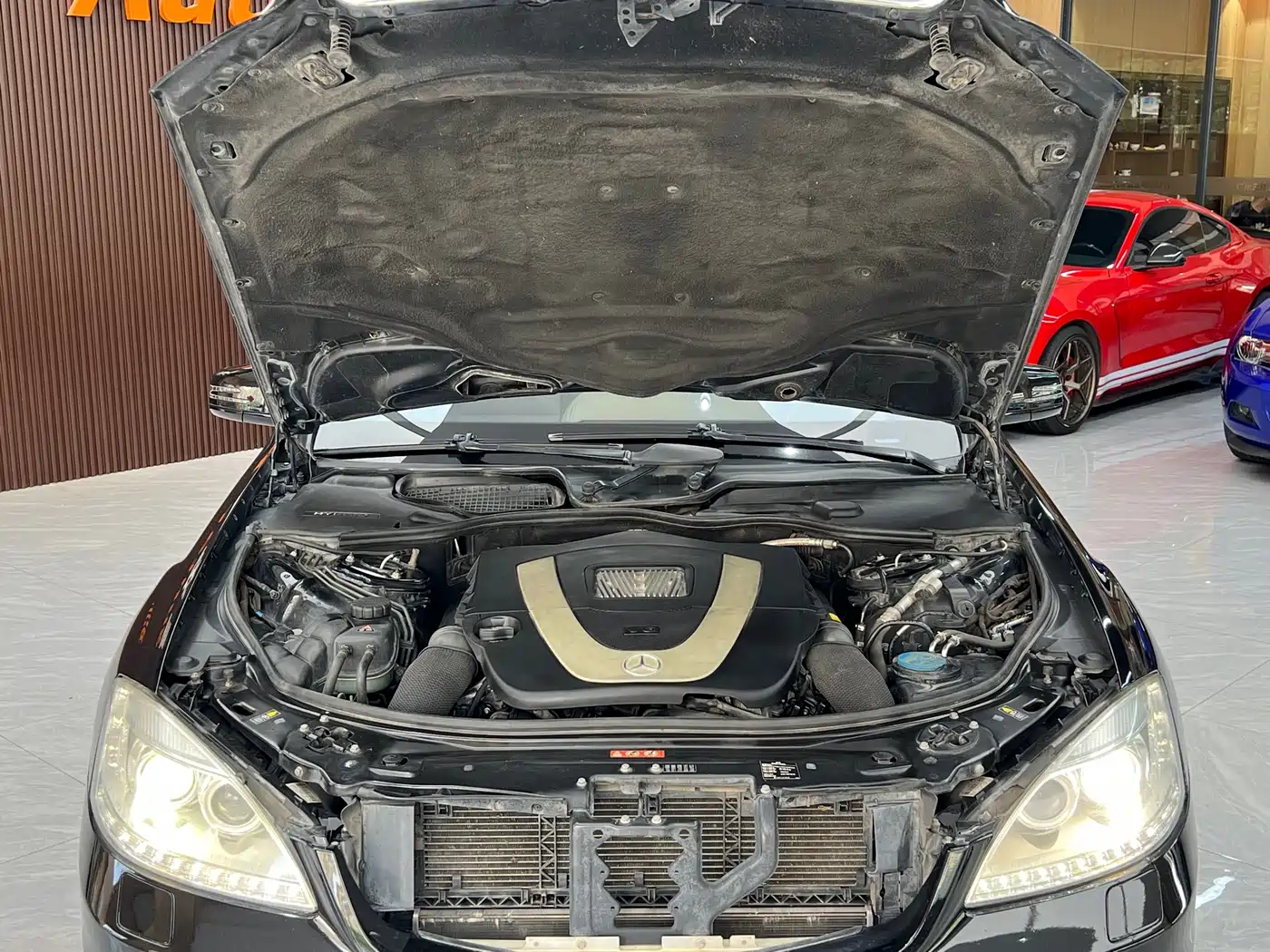 Mercedes-Benz S-Class 2010 Model S 400 L HYBRID фото 32