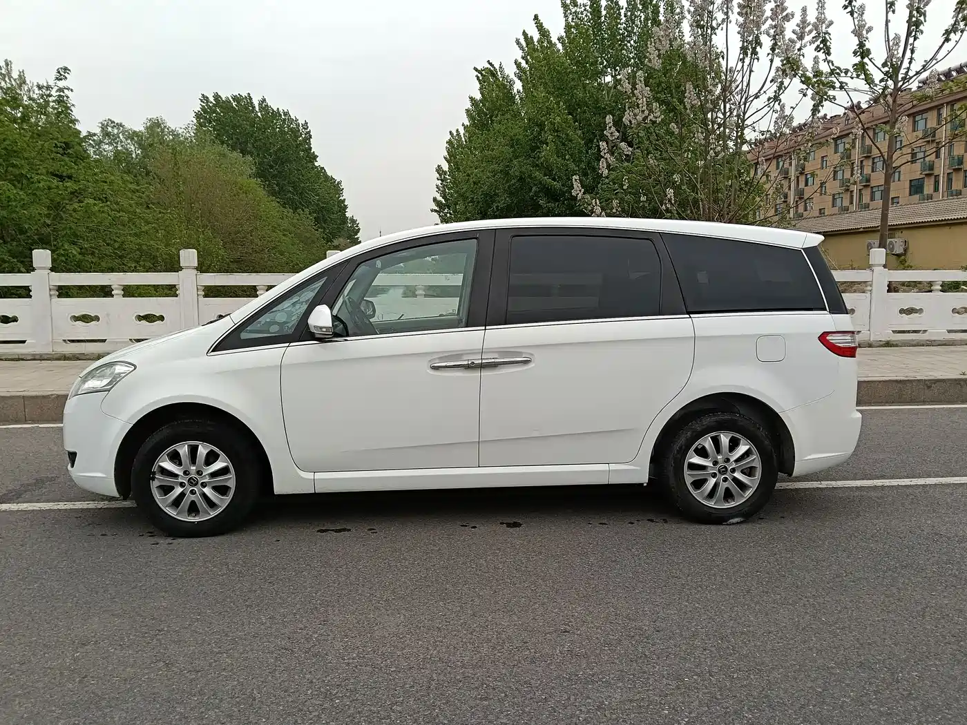 Luxgen Luxgen7 MPV 2015 2015 2.0T Business