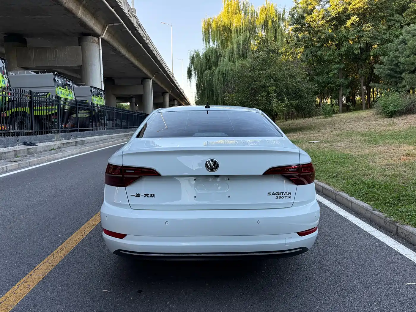 Volkswagen Sagitar, миниатюра 6