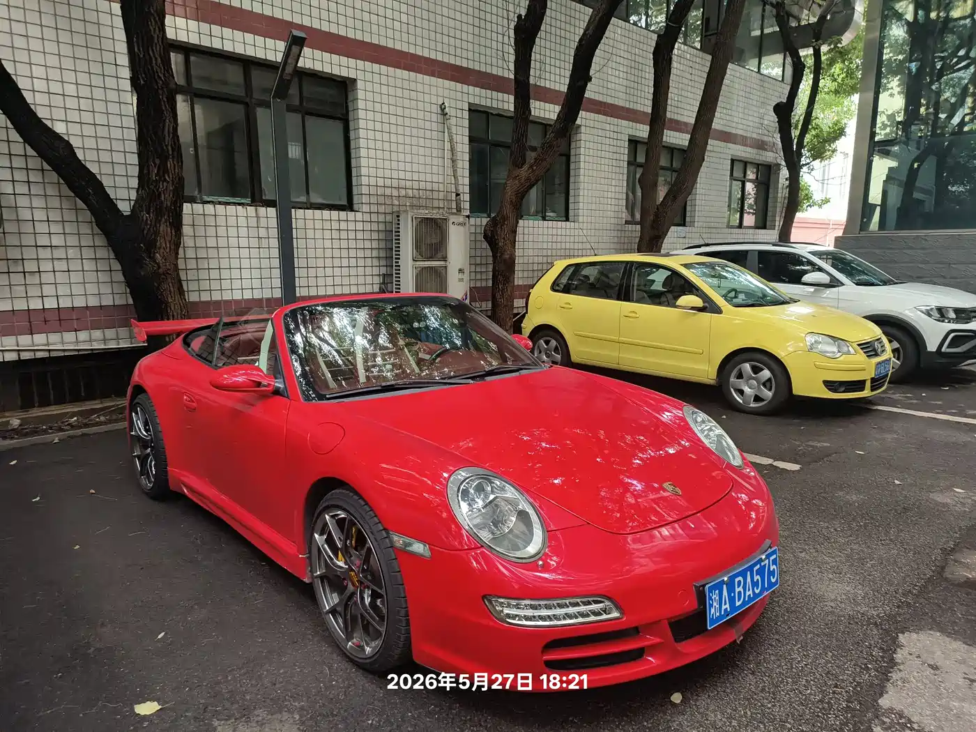 Porsche 911 2006 Carrera 4 Cabriolet AT 3.6L