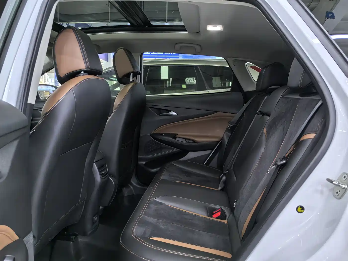 BUICK ANGKOLA