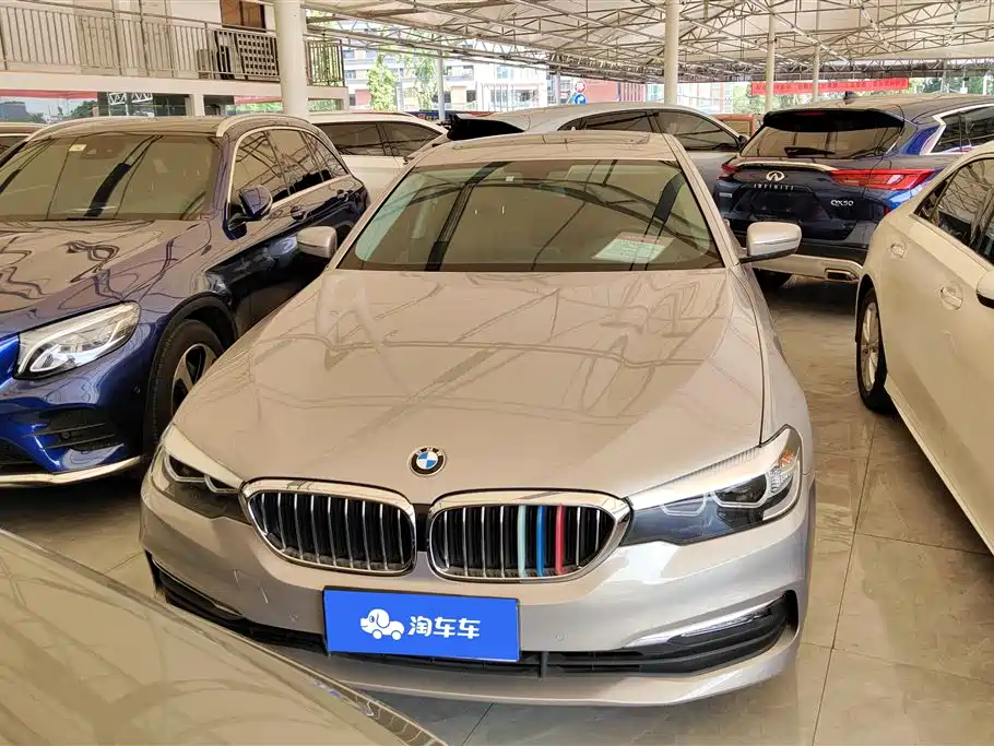 BMW 5 Series 2018 528Li Launch Special Edition фото 2