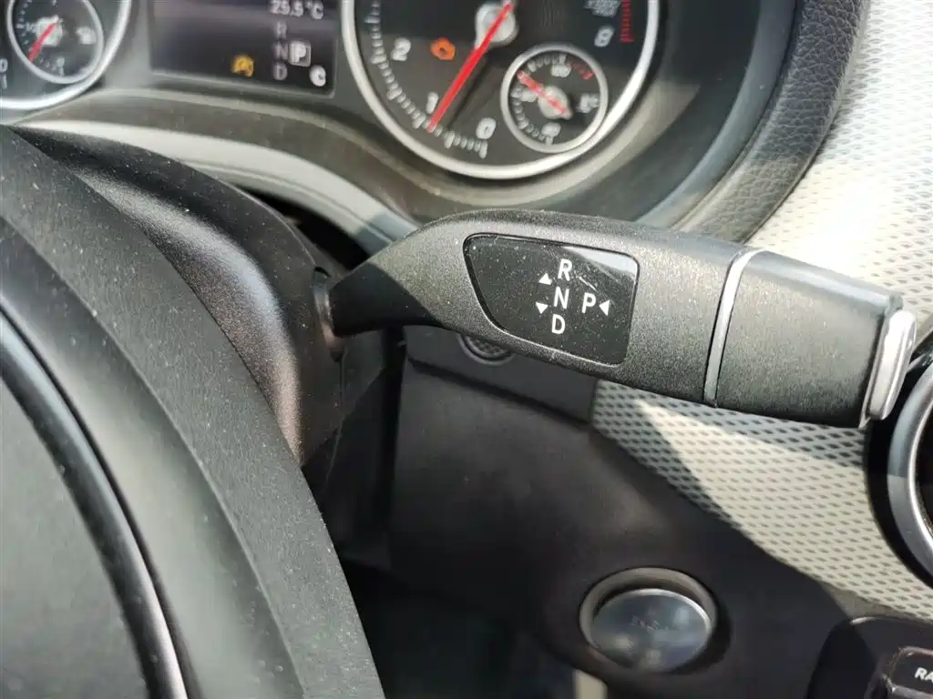 Mercedes-Benz B-Class 2015 B 200 Dynamic фото 14