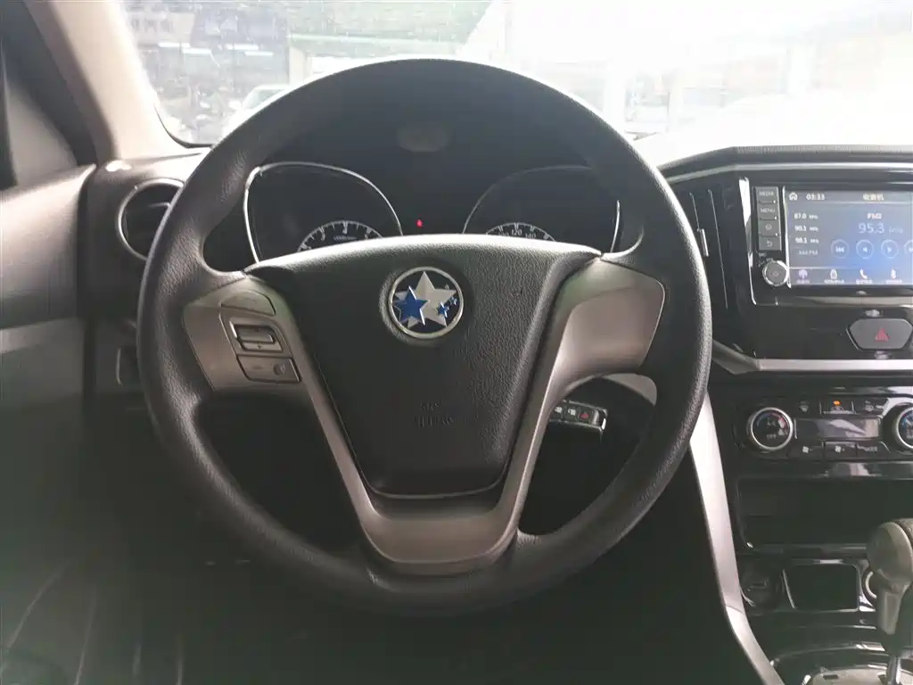 Venucia T70 2017 2016 2.0L CVT Rui Qu Edition