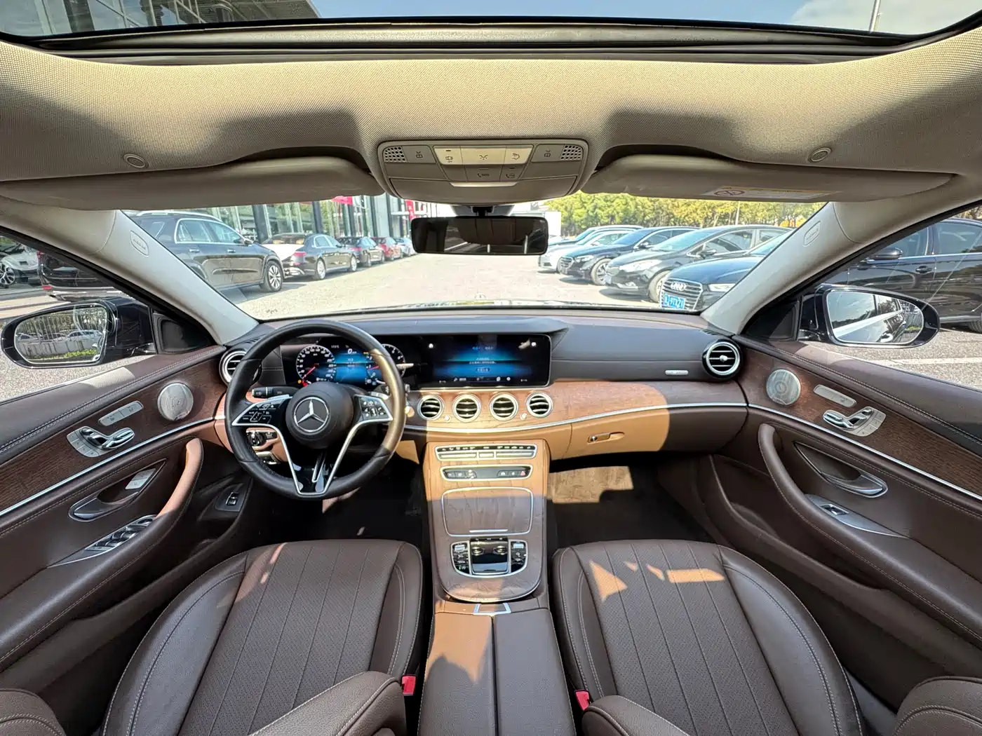 Mercedes-Benz E-Class 2023 E 300 L Luxury фото 15
