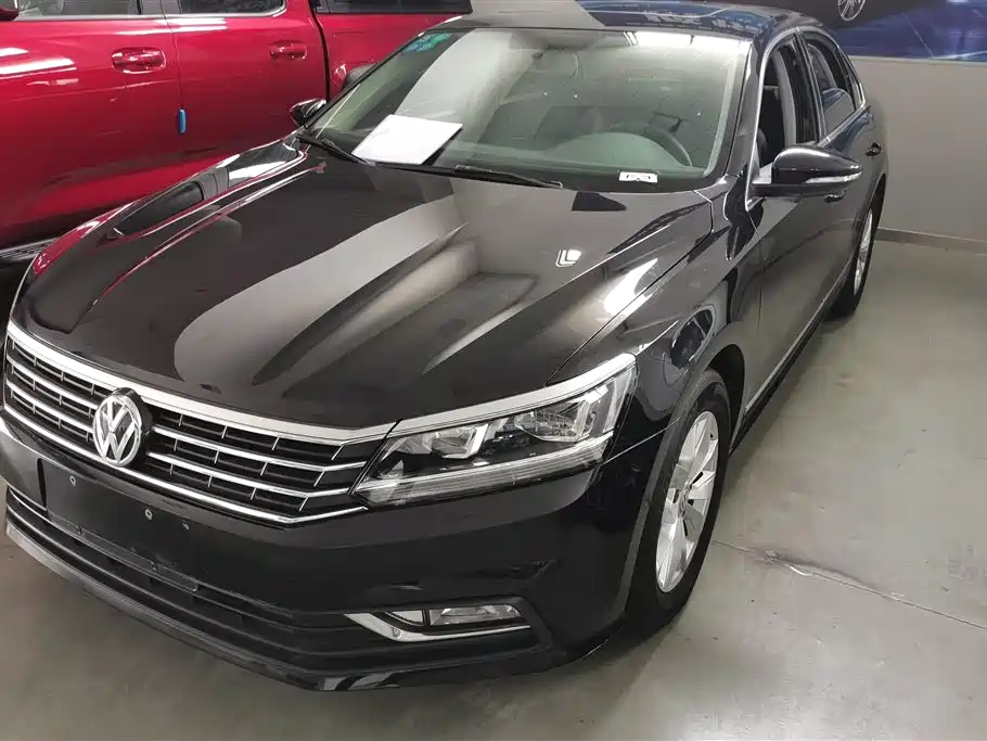 Volkswagen Passat 2015 1.8TSI DSG Honor Edition