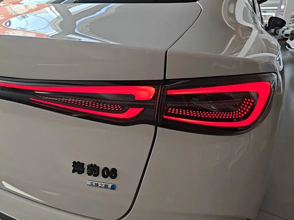 BYD Seal 06 New Energy 2025 2025 DM-i Smart Drive Edition 120KM Prestige