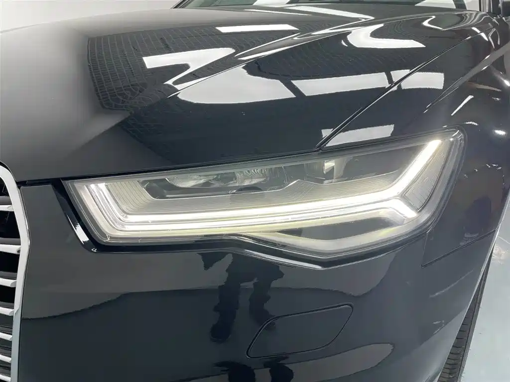 Audi A6L 2018 30th Anniversary 35 TFSI Fashion фото 12