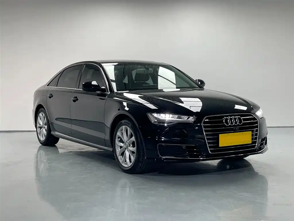 Audi A6L 2018 30th Anniversary 35 TFSI Fashion фото 3