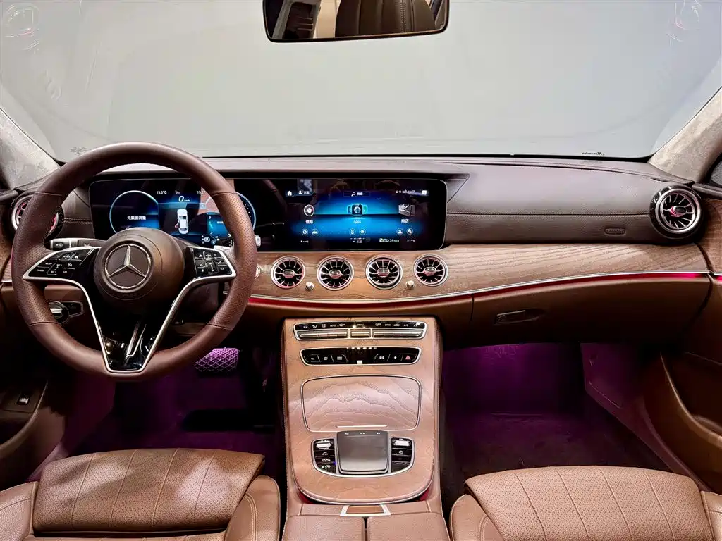 MERCEDES-BENZ E CLASS