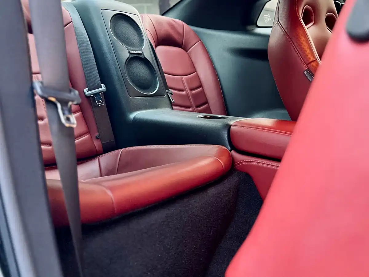 Nissan GT-R 2016 2015 3.8T Luxury Brown-Red Interior Edition