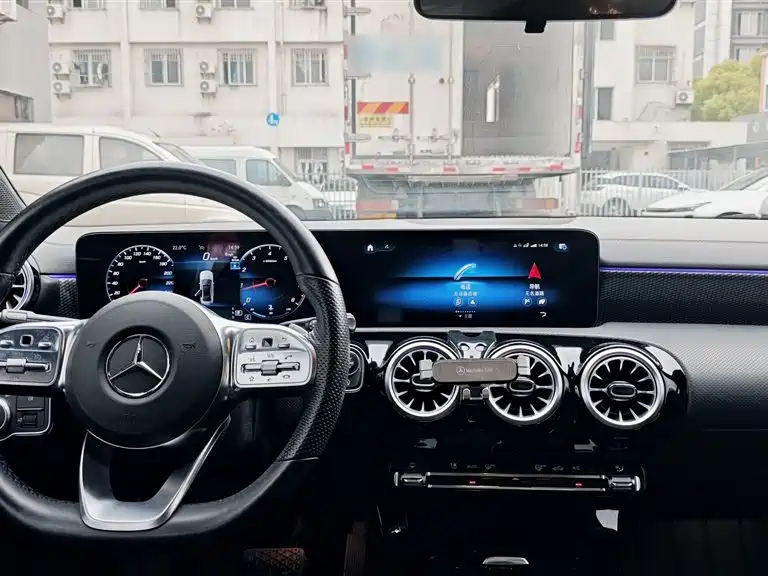 Mercedes-Benz A-Class 2022 Facelift III A 200 L Sport Sedan Fashion фото 21