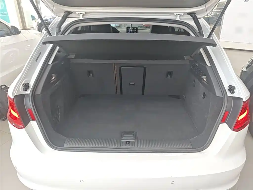 Audi A3 2015 Sportback 35 TFSI Millionth Anniversary Comfort Enjoyment Type фото 19