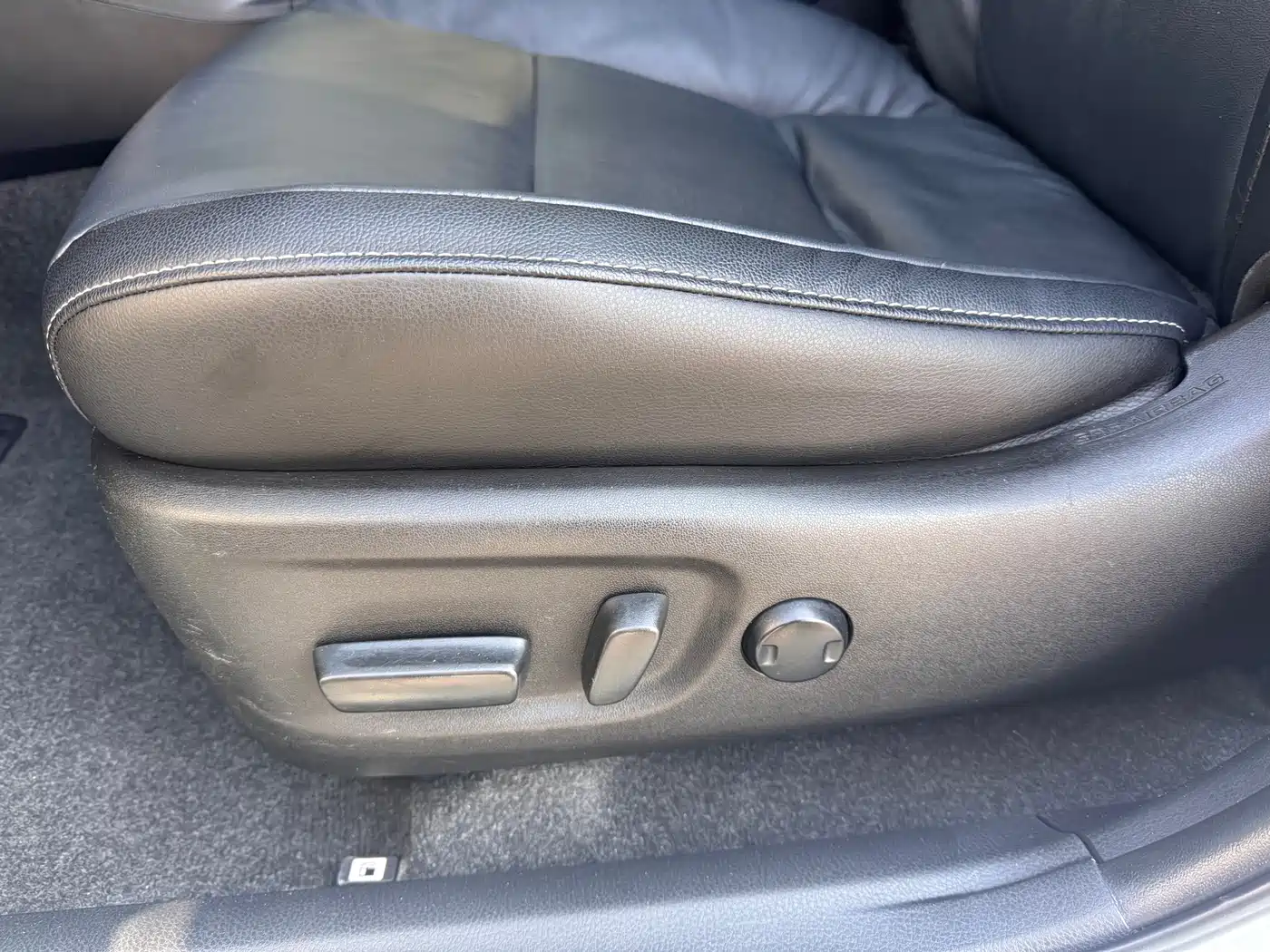 Toyota RAV4 Rongfang 2018 2.5L Automatic 4WD Elite i Edition фото 20