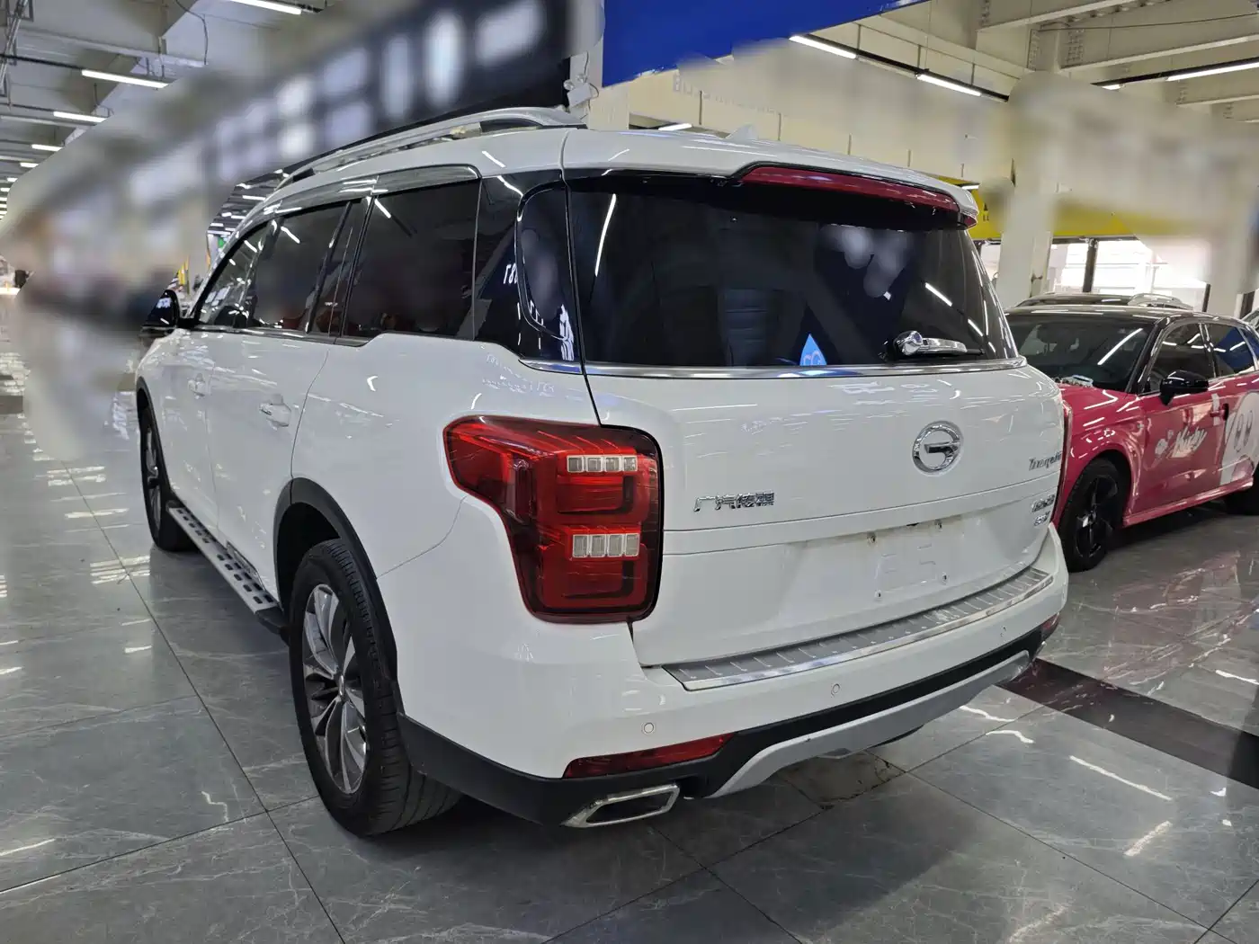GAC Trumpchi Trumpchi GS8 2017 320T 2WD Luxury Smart Connect (7-seater) фото 6