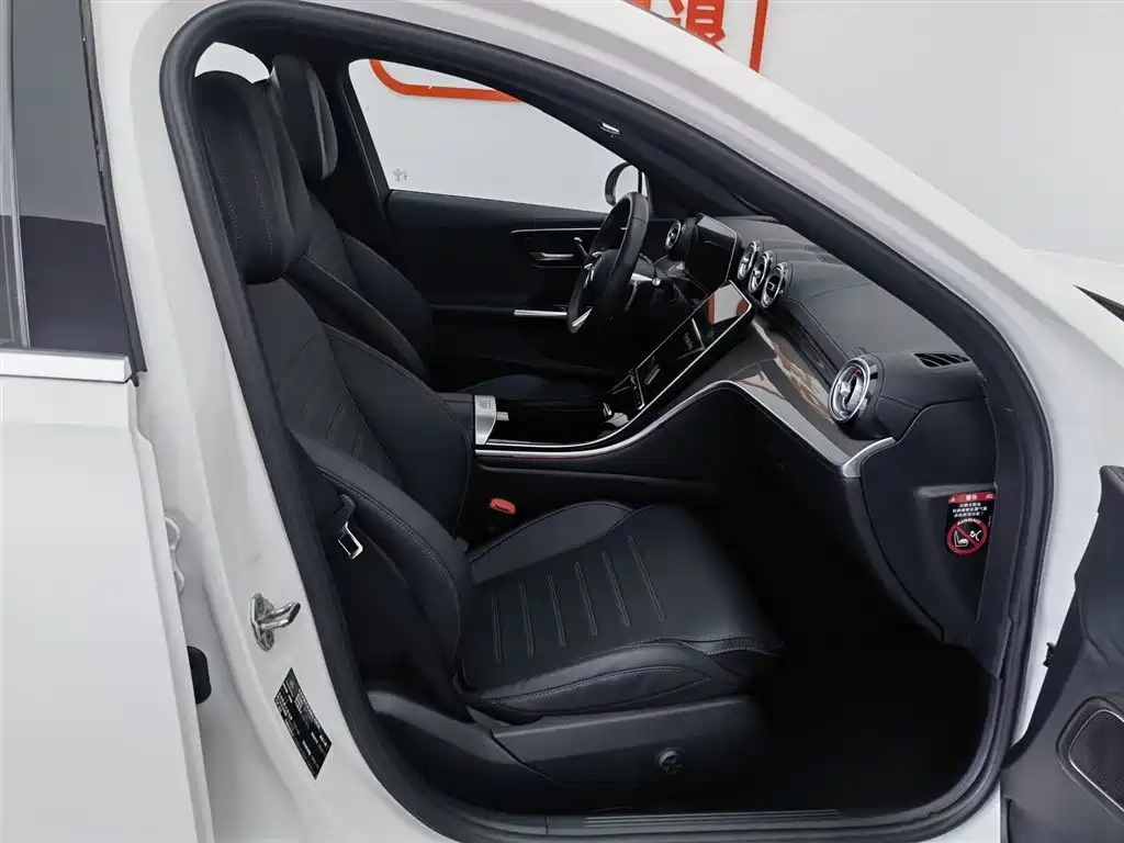 Mercedes-Benz C-Class 2023 C 260 L Sport фото 23