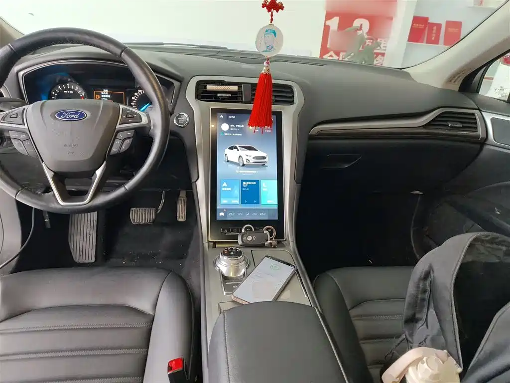 FORD MONDEO
