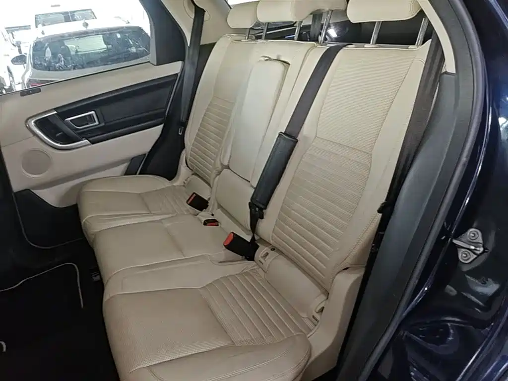 Land Rover Discovery Sport (Import) 2015 2.0T HSE Luxury фото 17