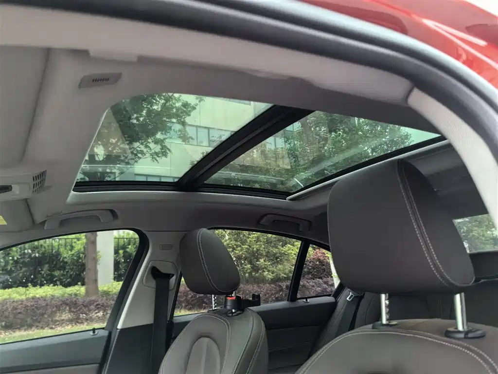 BMW 1 Series 2020 Model 120i M Sport Package фото 8