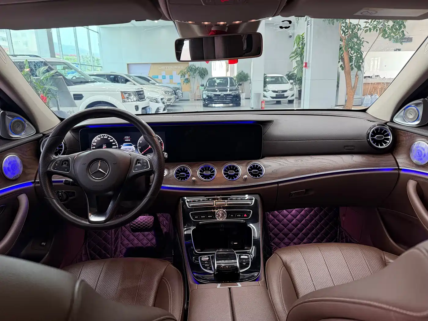 Mercedes-Benz E-Class 2016 E 300 L Fashion Type фото 6